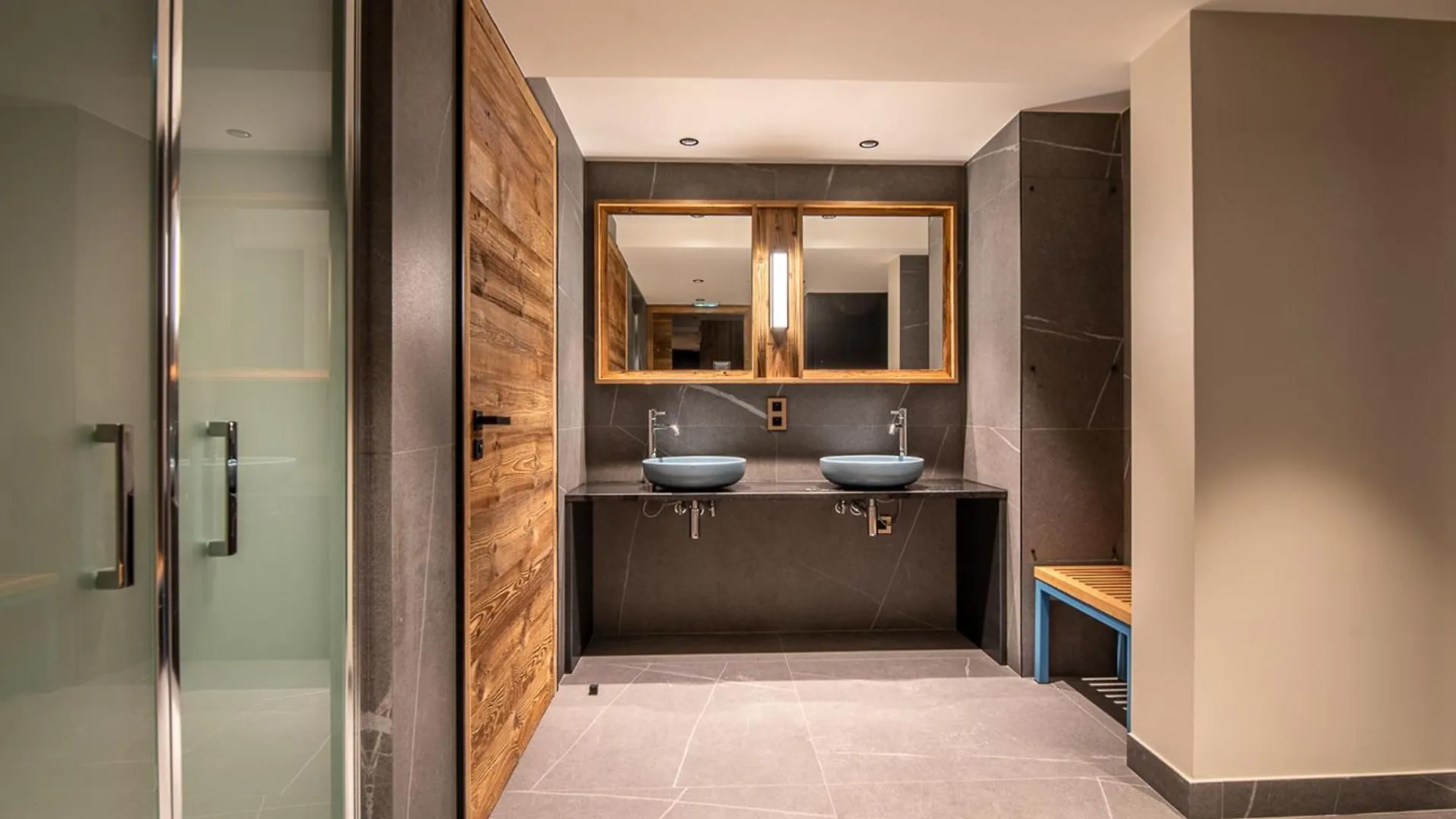 Chalet Penthouse Luxe A Meribel - Concierge, Spa, Parking - Fr-1-613-41